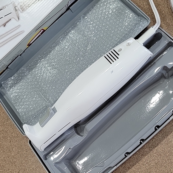 Hamilton Beach Electric Carving Knife Set!! - Picture 5 of 11